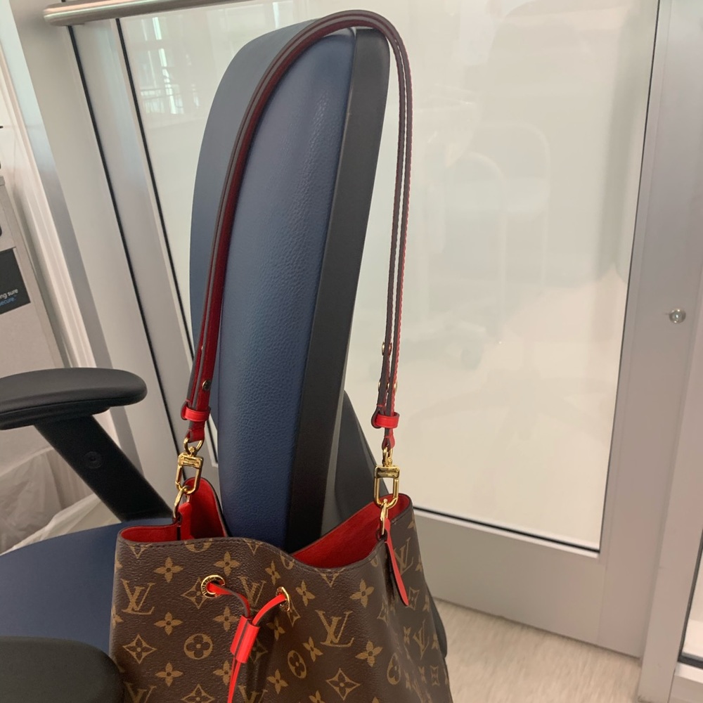 Sold‼️ New Red LV leather adjustable/removable strap - Picture 3 of 11